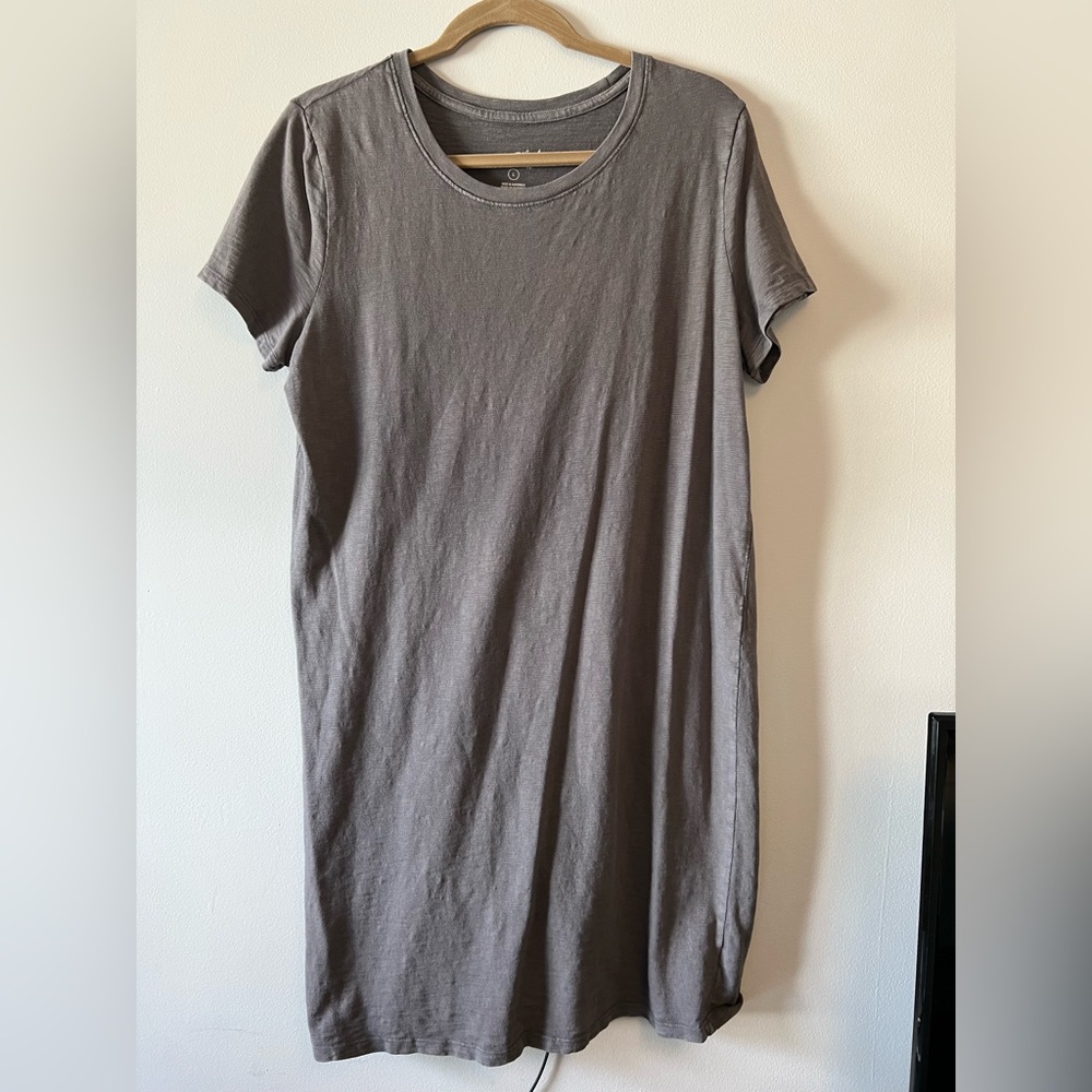 Universal Thread gray t-shirt dress- size L